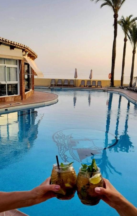 Donalolaplaya Apartment Sitio de Calahonda Luaran gambar